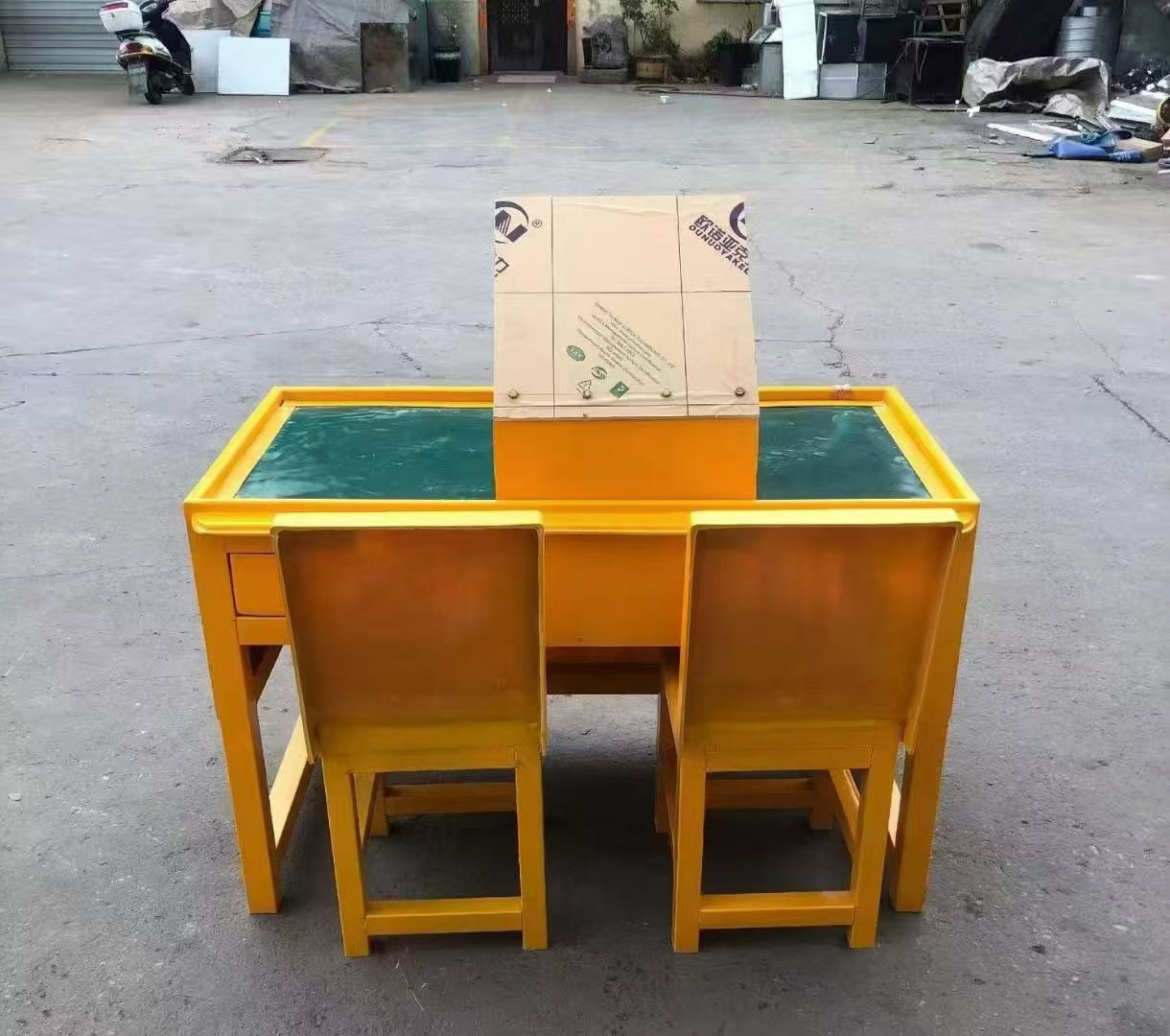 慈溪防静电导通桌井下煤矿火工品发放桌：危险品流转的安全守护者